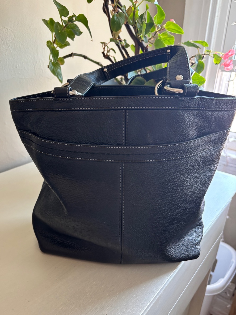Vintage Coach Black Pebbled Leather Tote Bag Style 14683